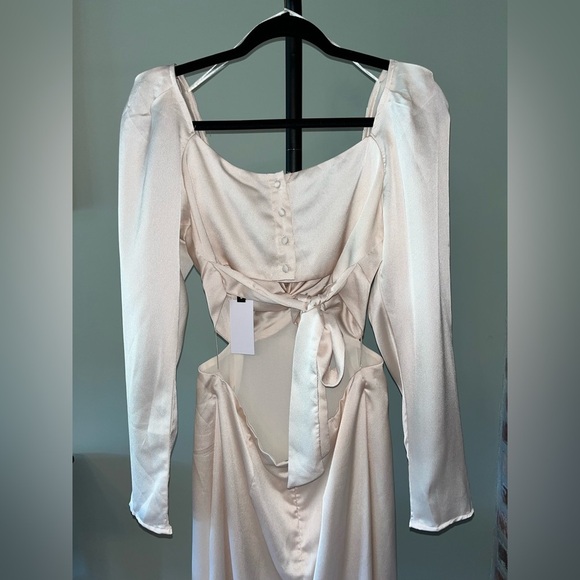 Astr the label pearl lainie dress NWT | size medium - Picture 5 of 9